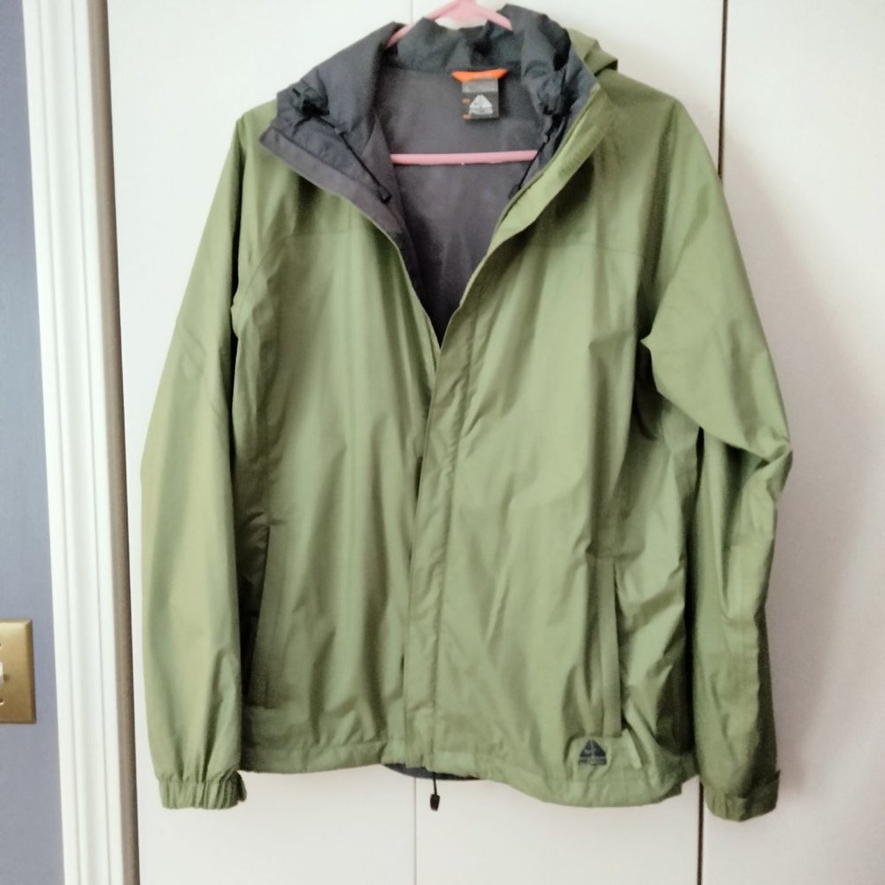 Nike Fit Storm ACG All Weather Light Green Women's Large Windbreaker Zip Jacket